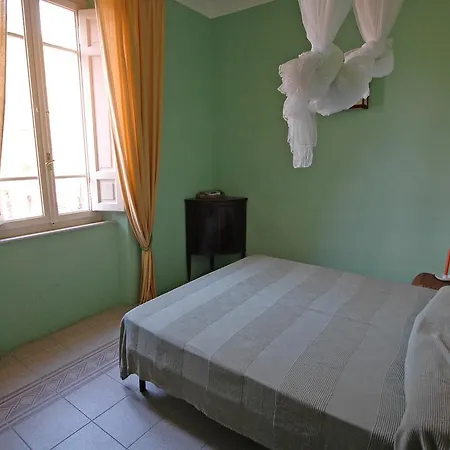 Casa Rosa Vila *